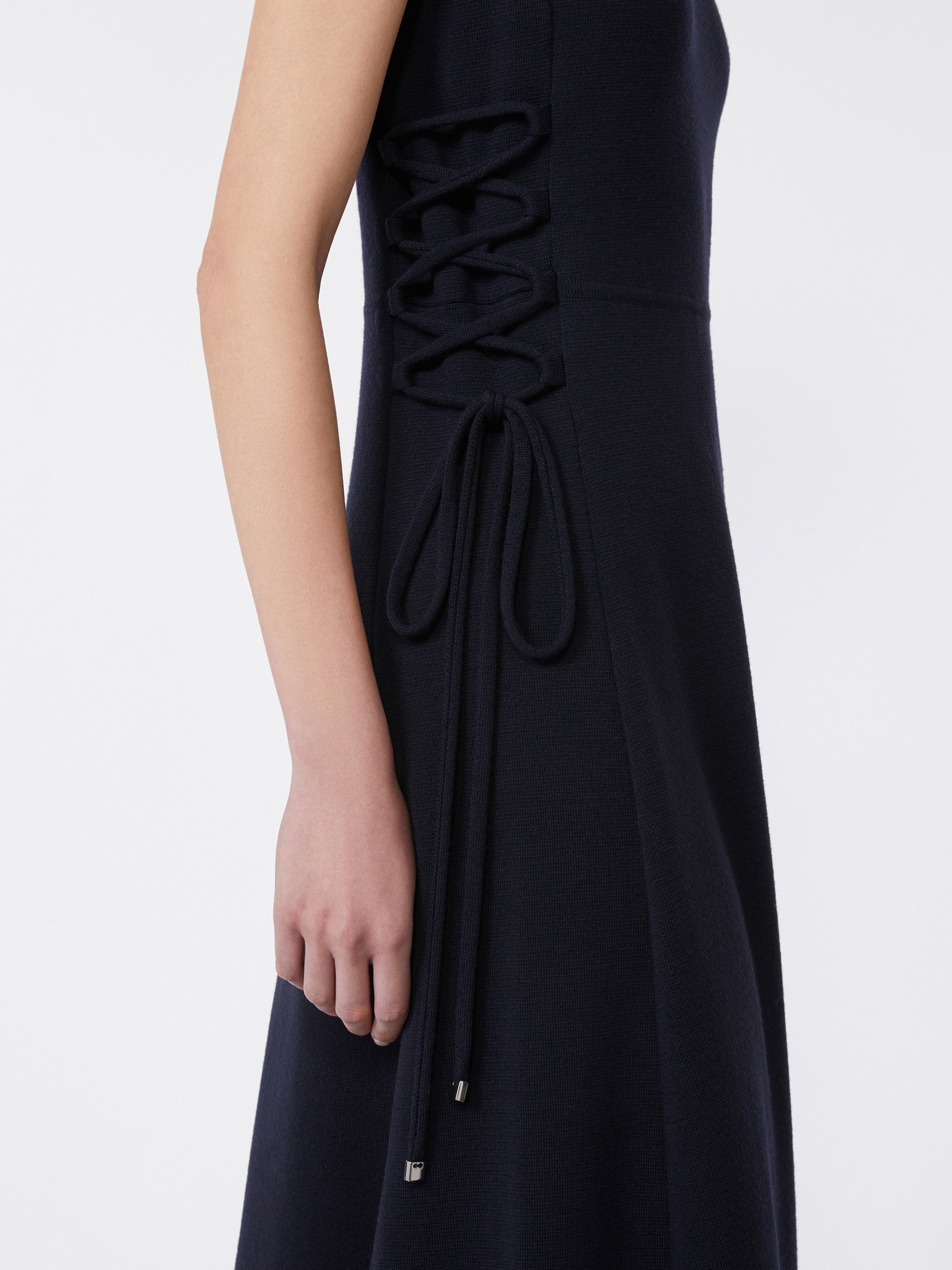 Delfi Dress
