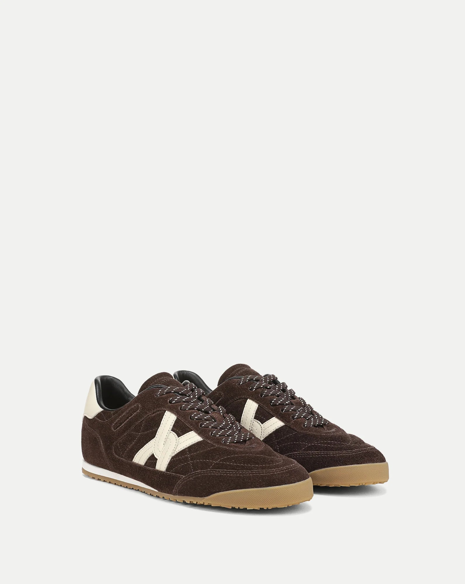 Natalia Sneaker