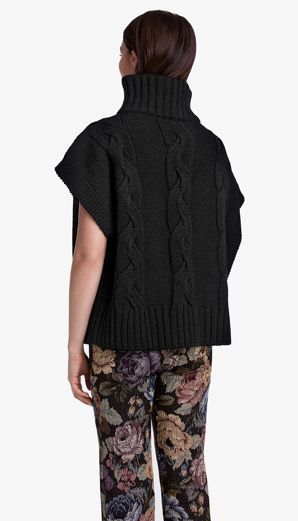 Cable-Knit Sleeveless Sweater
