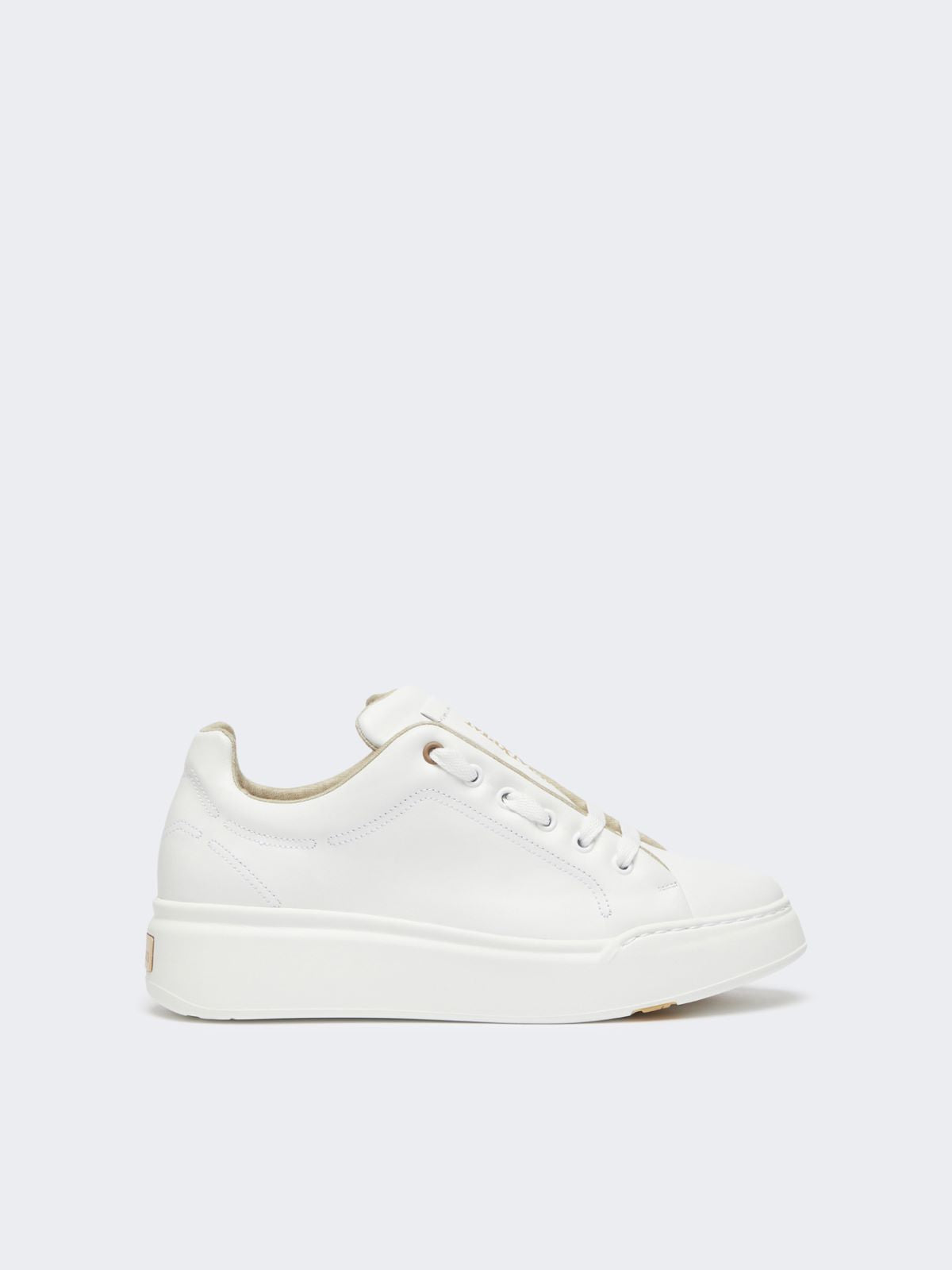 MaxIV Sneakers