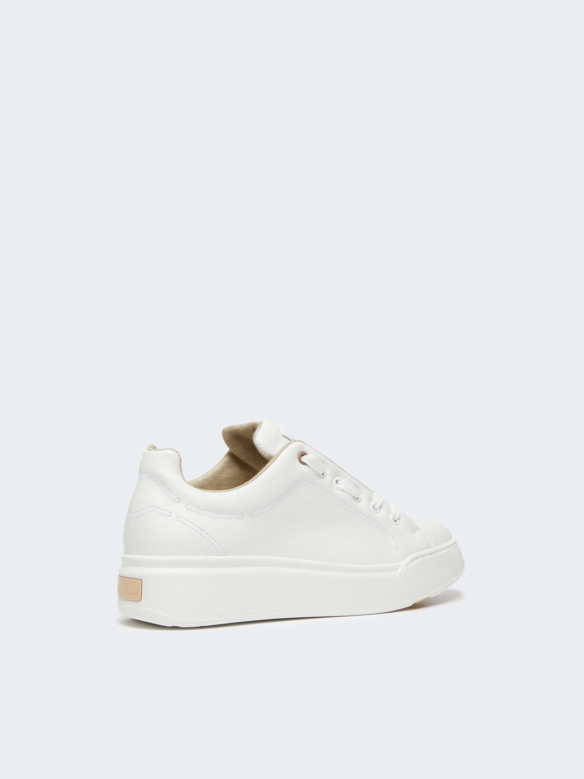 MaxIV Sneakers