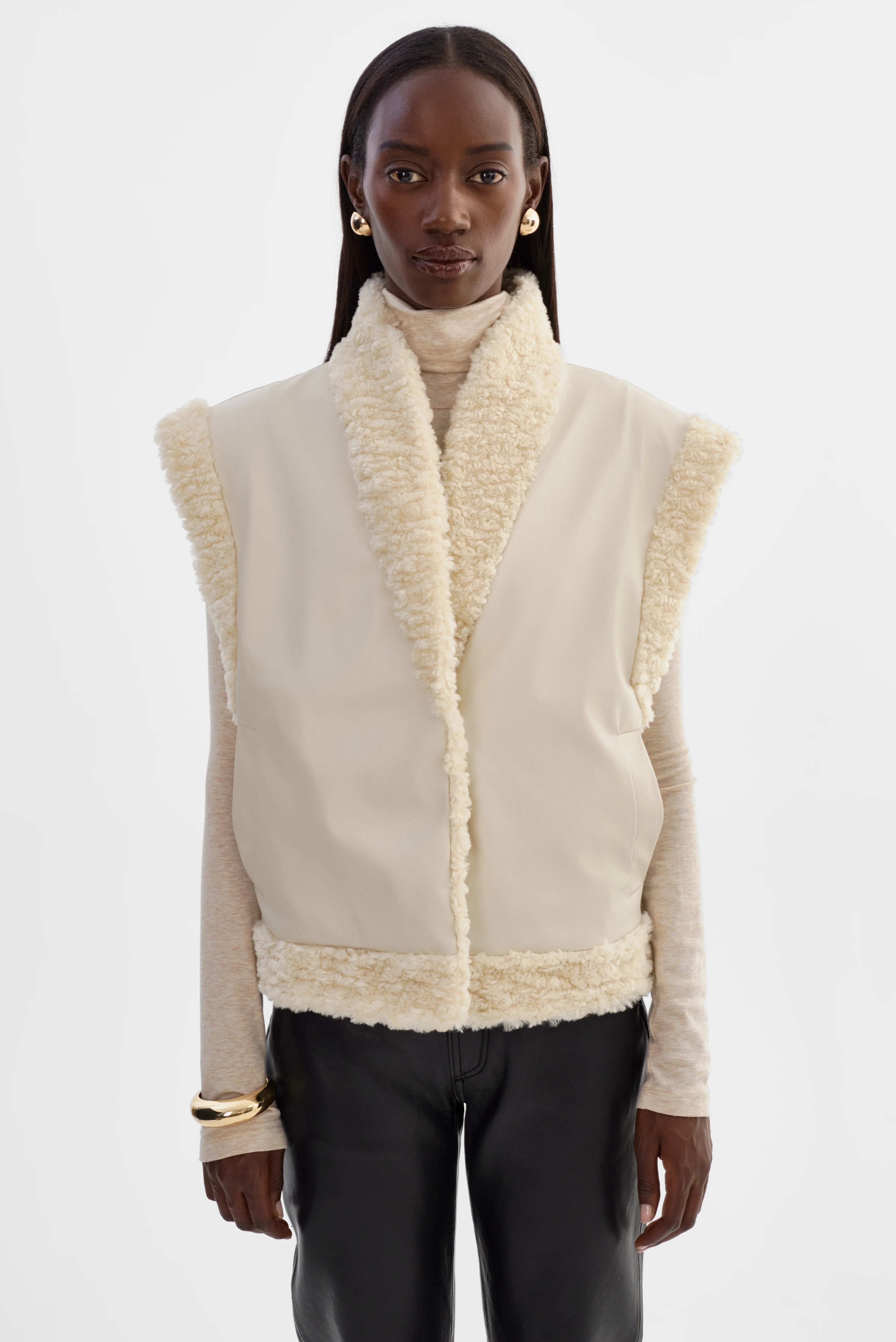 Dua Vest
