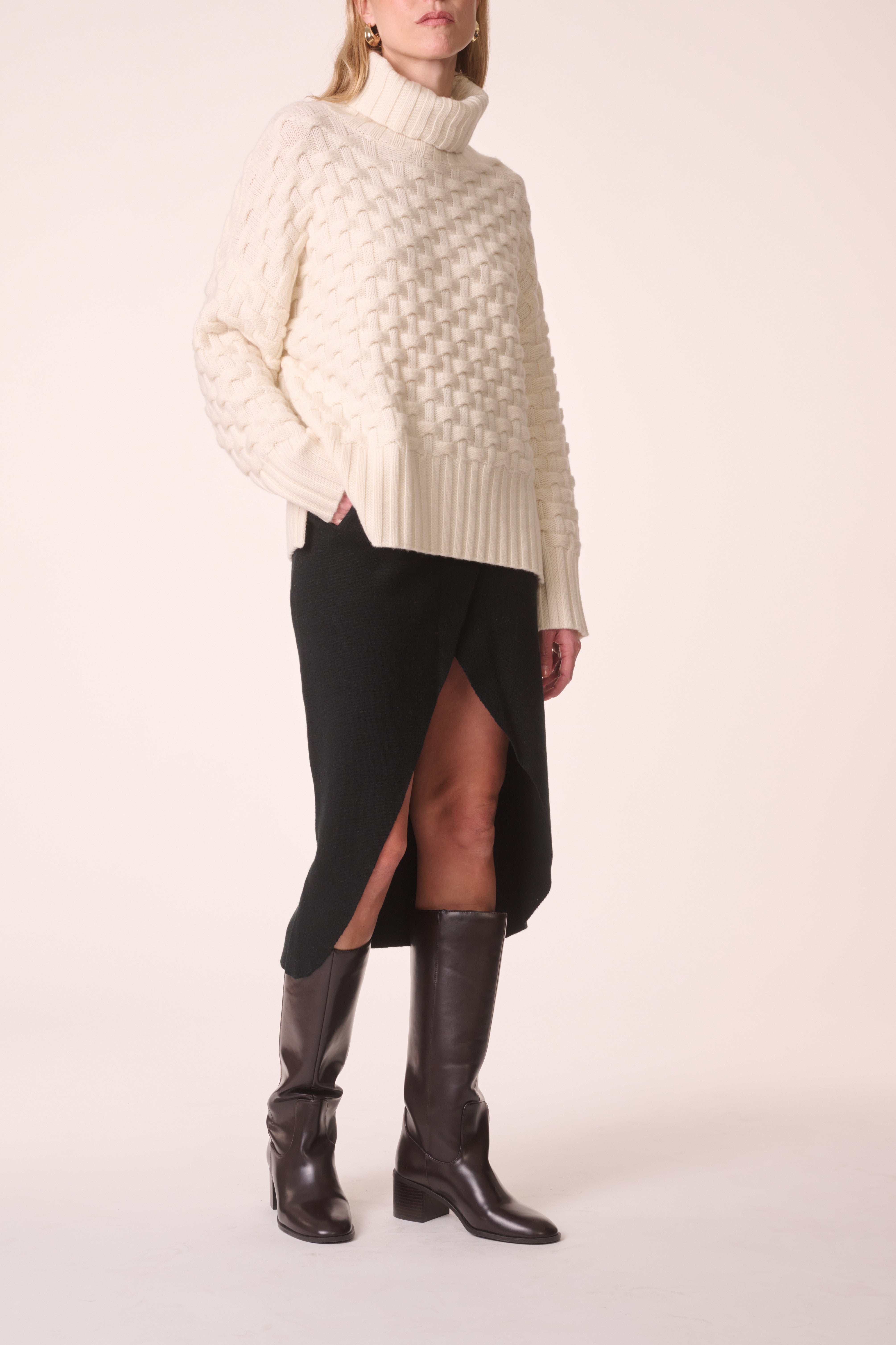 Yoko Matelina Sweater