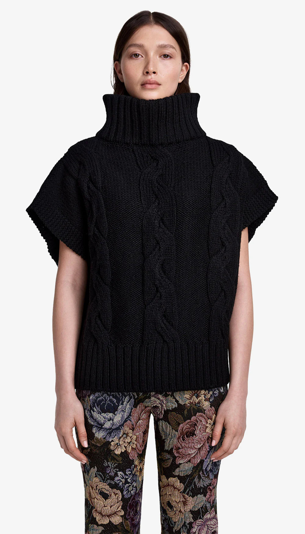 Cable-Knit Sleeveless Sweater