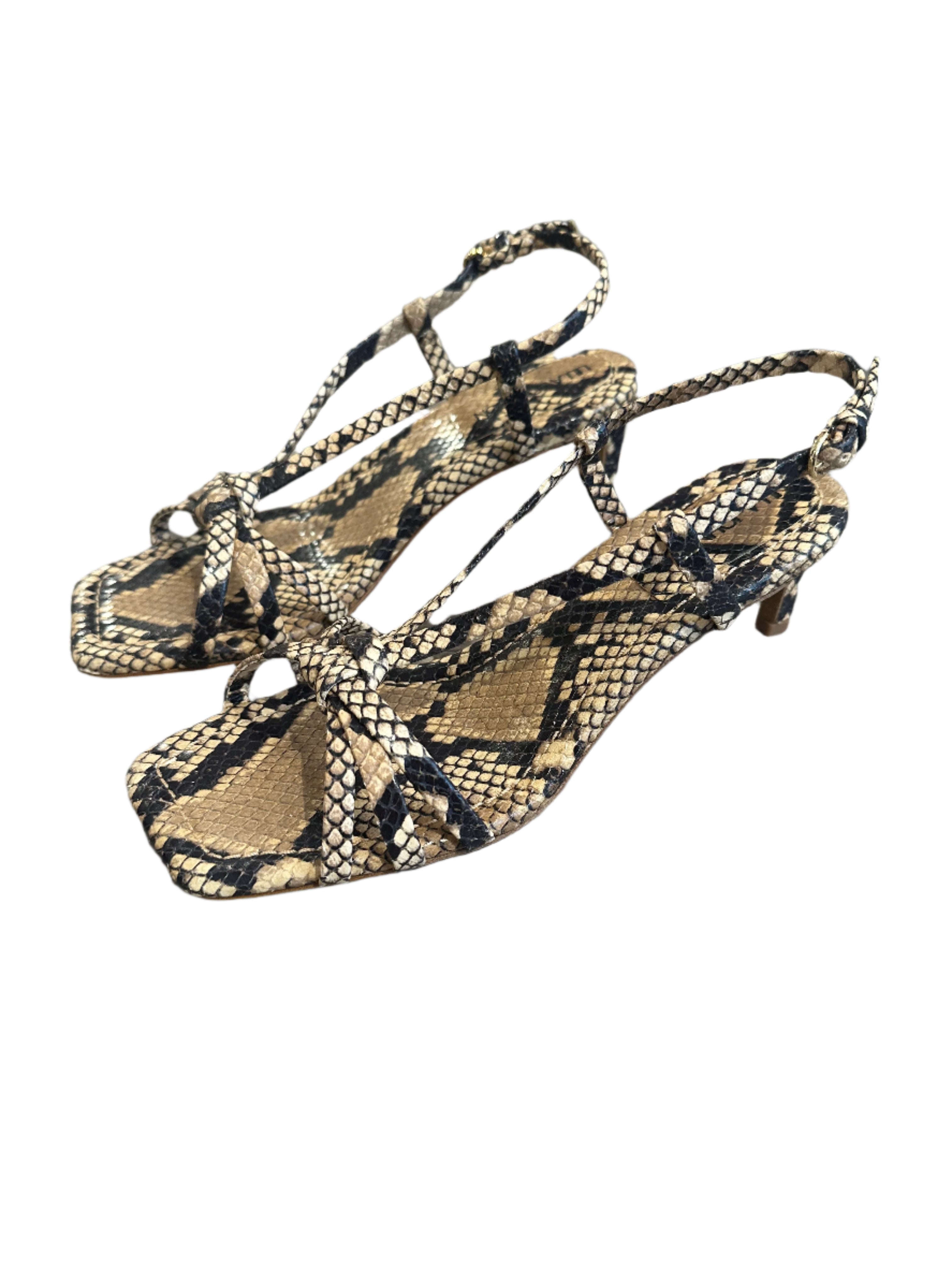 Petra Kitten Heel