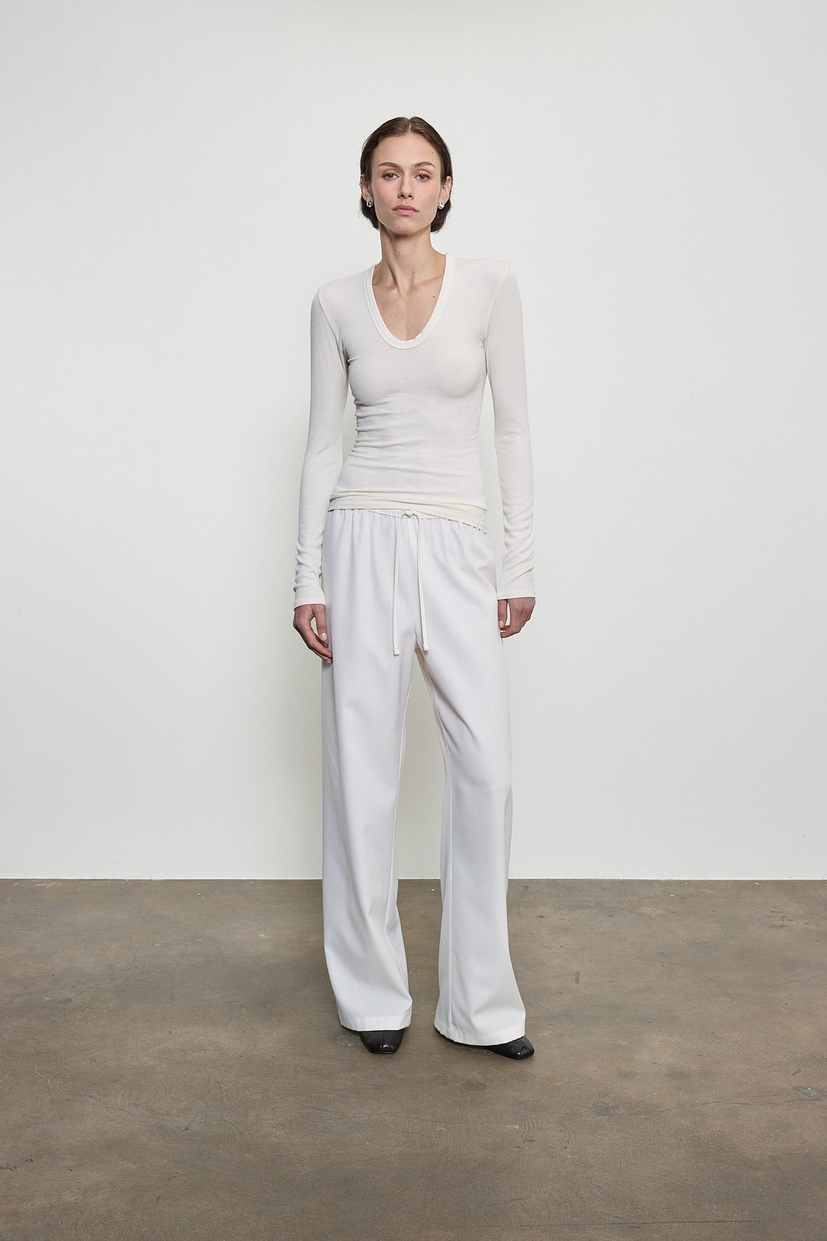 Silk Rib Essential U-Neck Shirt
