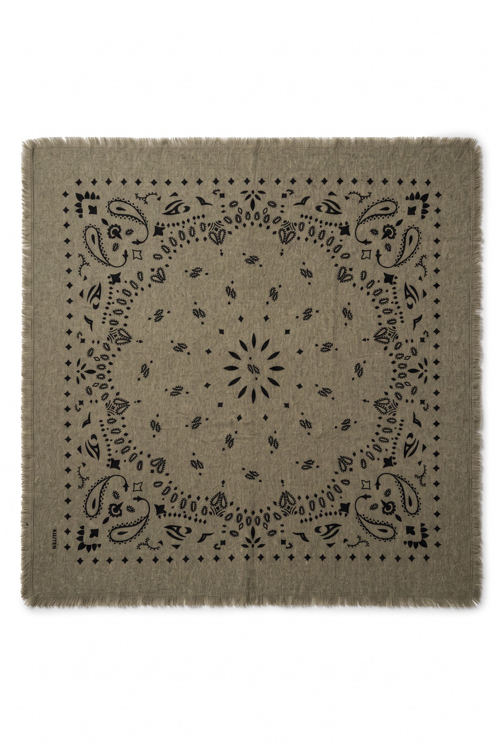 Kujten Hachiko Scarf