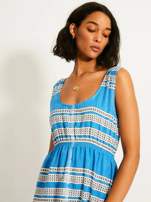 Melat Scoop Neck Dress