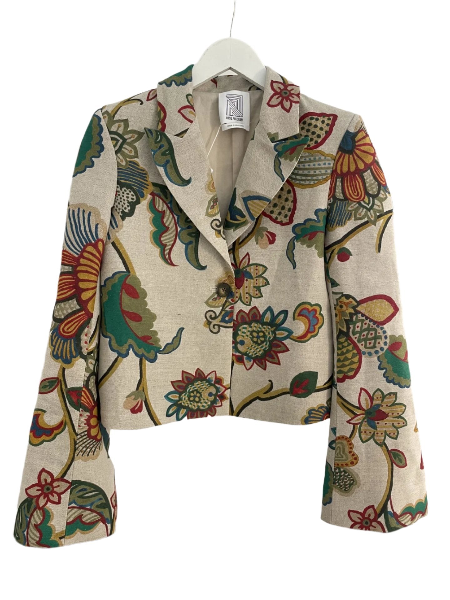 Cropped Blazer in Linen