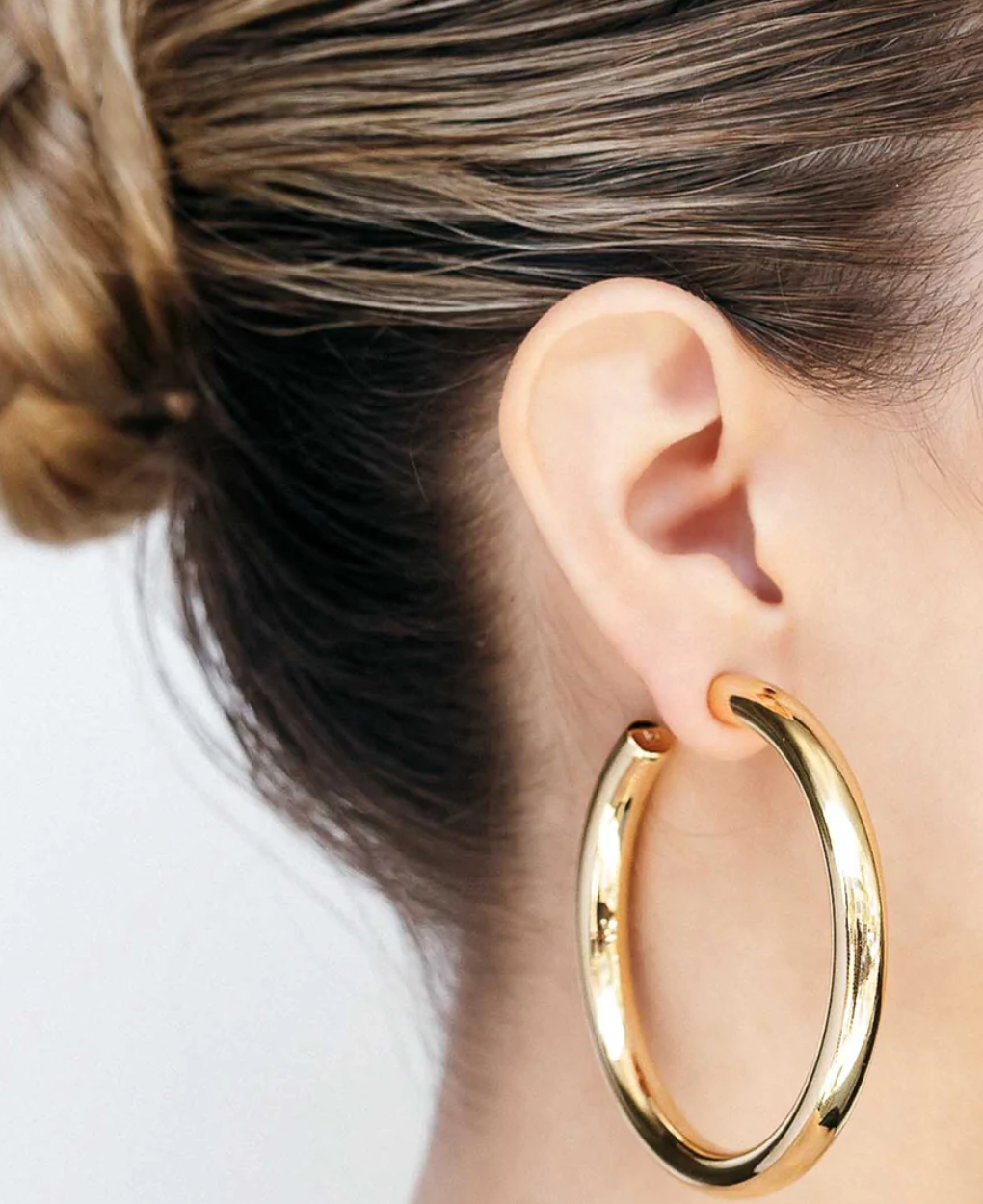 Jennifer Fisher  2" Samira Hoops